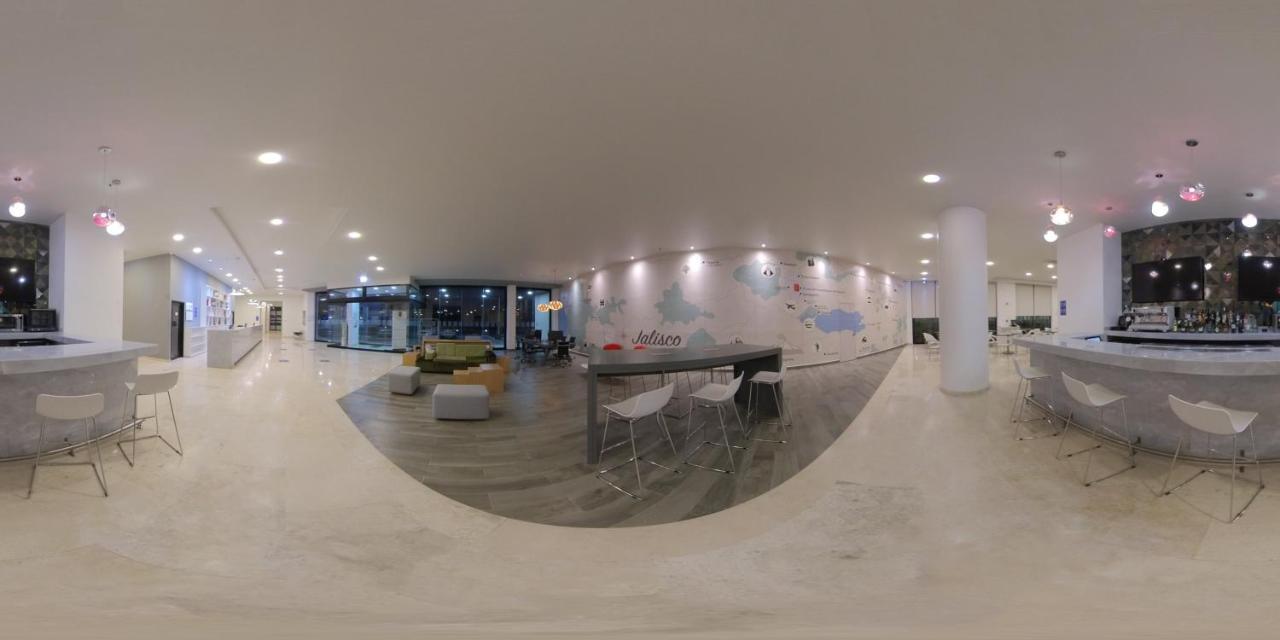 Fiesta Inn Guadalajara Aeropuerto Las Pintas ภายนอก รูปภาพ