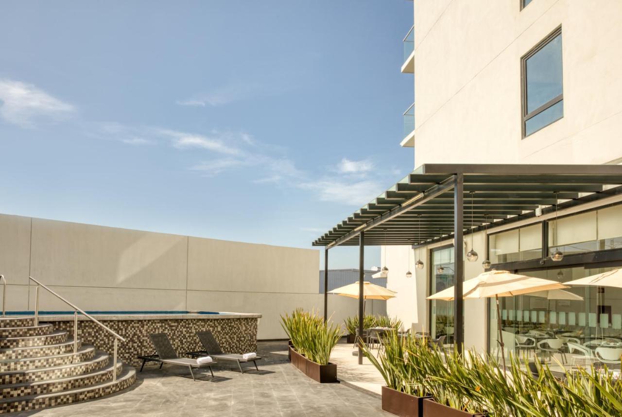 Fiesta Inn Guadalajara Aeropuerto Las Pintas ภายนอก รูปภาพ